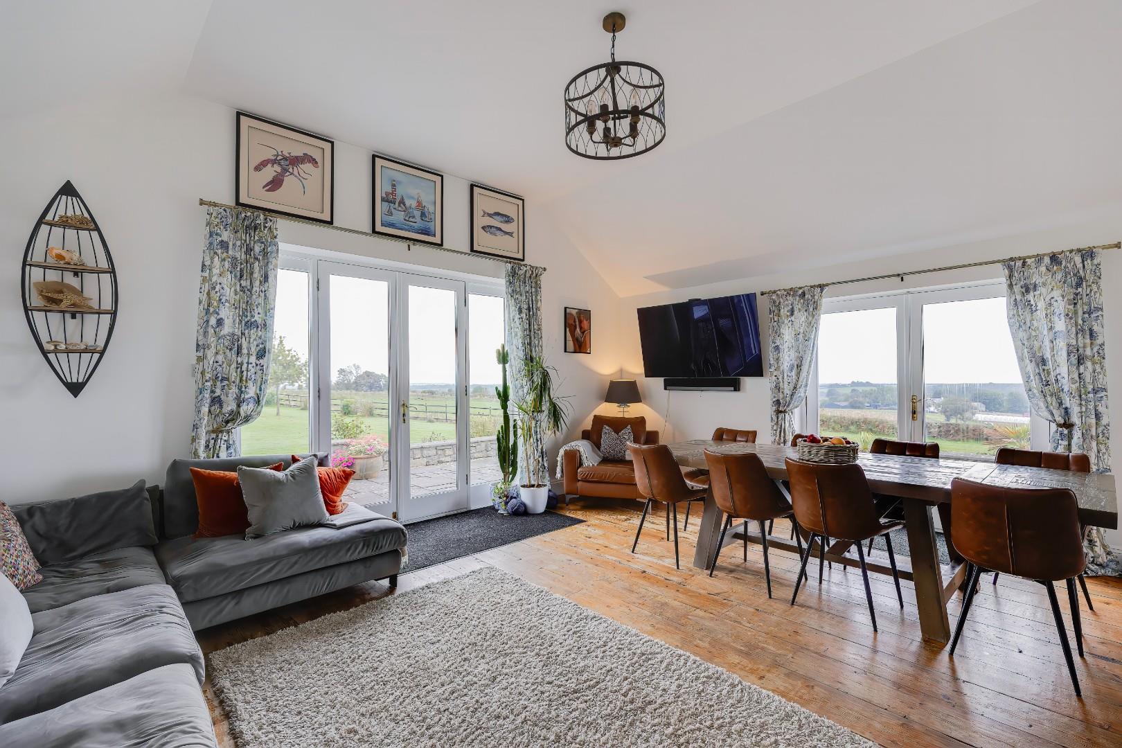 Trem Y Fro, Bonvilston, Vale Of Glamorgan, CF5 6TR